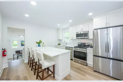 730 Plainfield Ave, Berkeley Heights Township, NJ 07922 - Photo 5