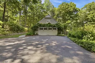 75 Green Hill Rd, Kinnelon, NJ 07405 - Photo 37
