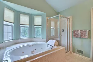 14 Mayflower Dr, Bernards Township, NJ 07920 - Photo 17