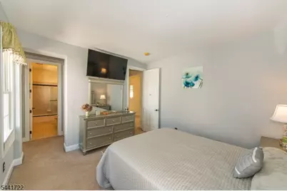 14 Bluffs Ct, Hamburg, NJ 07419 - Photo 25