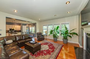 14 Bluffs Ct, Hamburg, NJ 07419 - Photo 9