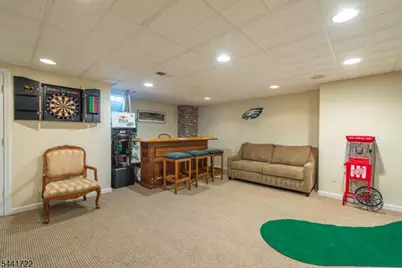 14 Bluffs Ct, Hamburg, NJ 07419 - Photo 27
