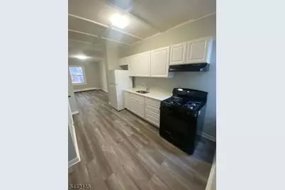 141 N 5th St, Paterson, NJ 07522 - Photo 9