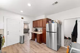 92 S Devine St, Newark, NJ 07106 - Photo 3