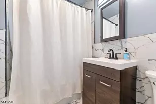 92 S Devine St, Newark, NJ 07106 - Photo 5