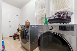 92 S Devine St, Newark, NJ 07106 - Photo 17