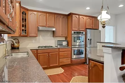 11 Skyview Ter, Riverdale, NJ 07457 - Photo 11