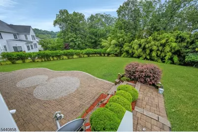 11 Skyview Ter, Riverdale, NJ 07457 - Photo 35