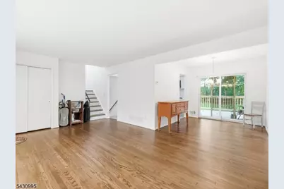 4 Forest Dr, Morris Plains, NJ 07950 - Photo 7