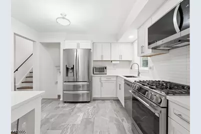 4 Forest Dr, Morris Plains, NJ 07950 - Photo 11