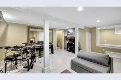 34 Cypress St, Millburn, NJ 07041 - Photo 21