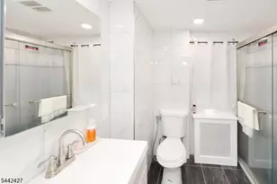 242 Prospect St, Nutley, NJ 07110 - Photo 19