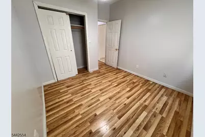 19 Highland Ave, Newark, NJ 07104 - Photo 7