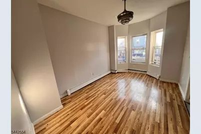 19 Highland Ave, Newark, NJ 07104 - Photo 3