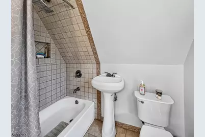 72 Hillcrest Rd, Watchung, NJ 07069 - Photo 17