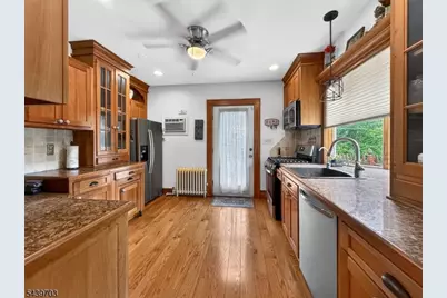 72 Hillcrest Rd, Watchung, NJ 07069 - Photo 5