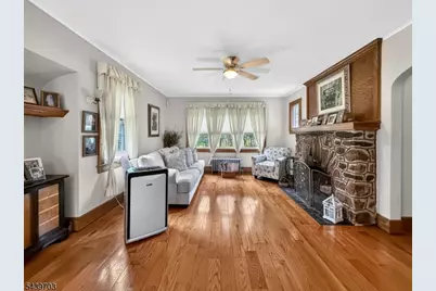 72 Hillcrest Rd, Watchung, NJ 07069 - Photo 9