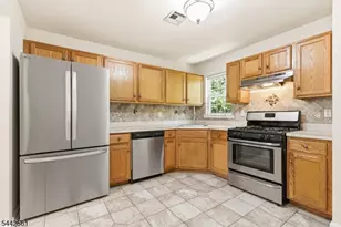141 Forest Dr, Piscataway Township, NJ 08854 - Photo 9