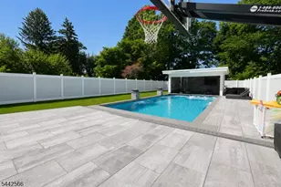 141 Coeyman Ave, Nutley, NJ 07110 - Photo 13