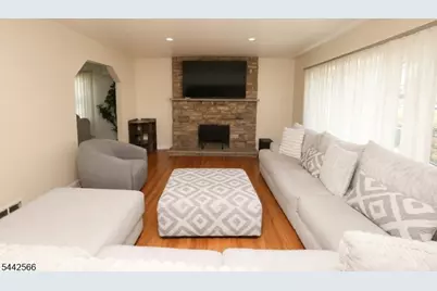 141 Coeyman Ave, Nutley, NJ 07110 - Photo 19