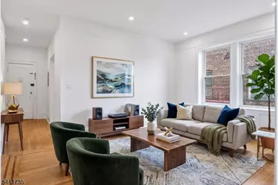 340 Fairmount Ave #501, Jersey City, NJ 07306 - Photo 1