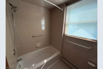 209 N 16th St, Kenilworth, NJ 07033 - Photo 19