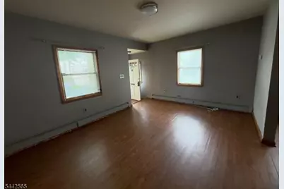 209 N 16th St, Kenilworth, NJ 07033 - Photo 3