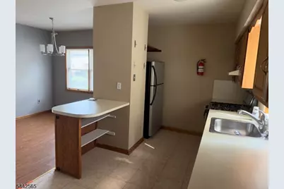 209 N 16th St, Kenilworth, NJ 07033 - Photo 7