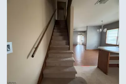 209 N 16th St, Kenilworth, NJ 07033 - Photo 11