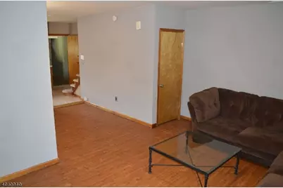 207 N 16th St, Kenilworth, NJ 07033 - Photo 9