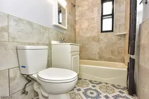 303 Hamilton Pl, Hackensack, NJ 07601 - Photo 15