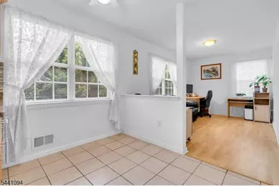 61 Campbell Rd, Hillsborough Township, NJ 08844 - Photo 15