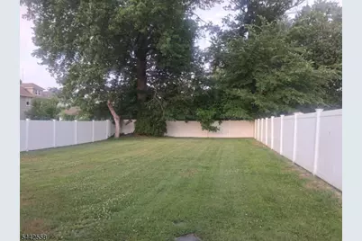 58 Thompson St, Raritan, NJ 08869 - Photo 11