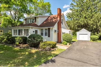 39 Norwood Dr, Long Hill Township, NJ 07933 - Photo 3