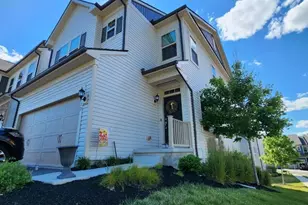 10 Golden Rod Dr, Warren Township, NJ 07059 - Photo 1