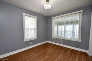 310 Lyman Pl, Plainfield, NJ 07063 - Photo 3