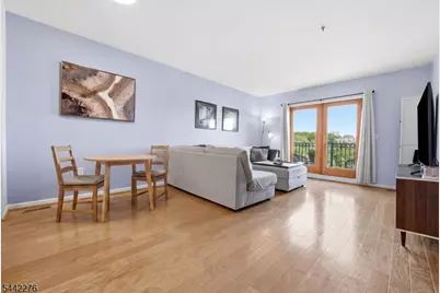 242 The Promenade #242, Edgewater, NJ 07020 - Photo 3