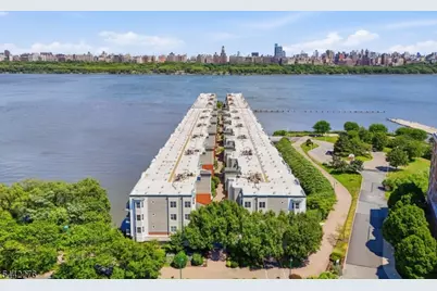 242 The Promenade #242, Edgewater, NJ 07020 - Photo 25