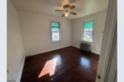 9 Cottage Ln, Summit, NJ 07901 - Photo 5