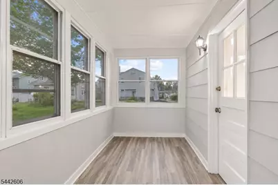 92 Anderson Ave, Totowa, NJ 07512 - Photo 29