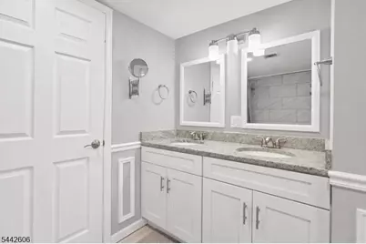 92 Anderson Ave, Totowa, NJ 07512 - Photo 15