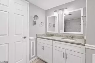 92 Anderson Ave, Totowa, NJ 07512 - Photo 15