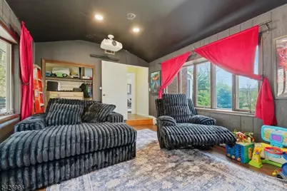 9 Hartung Ave, Riverdale, NJ 07457 - Photo 25