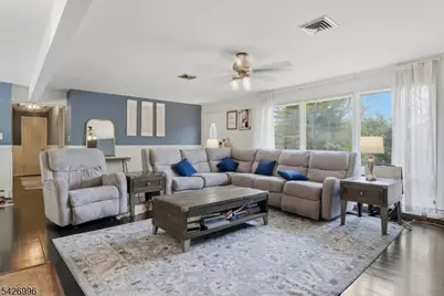 9 Hartung Ave, Riverdale, NJ 07457 - Photo 5