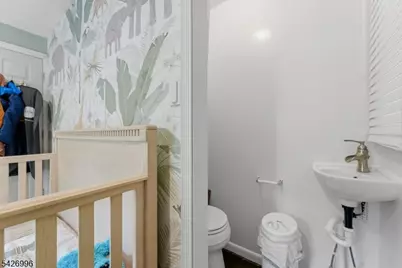 9 Hartung Ave, Riverdale, NJ 07457 - Photo 23