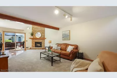 675 Raritan Rd #26, Clark Township, NJ 07066 - Photo 5