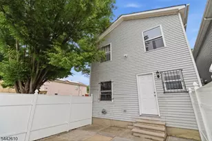 595 Orange St, Newark, NJ 07107 - Photo 19