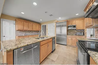 121 Pearl St, New Providence, NJ 07974 - Photo 17