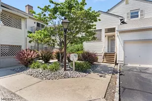 23 Commonwealth Dr, Bernards Township, NJ 07920 - Photo 21