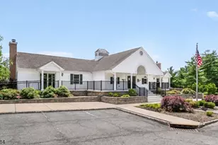 23 Commonwealth Dr, Bernards Township, NJ 07920 - Photo 23